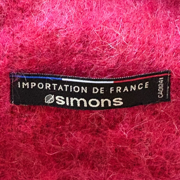 Simons Vibrant Pink Scarf - Picture 2 of 4